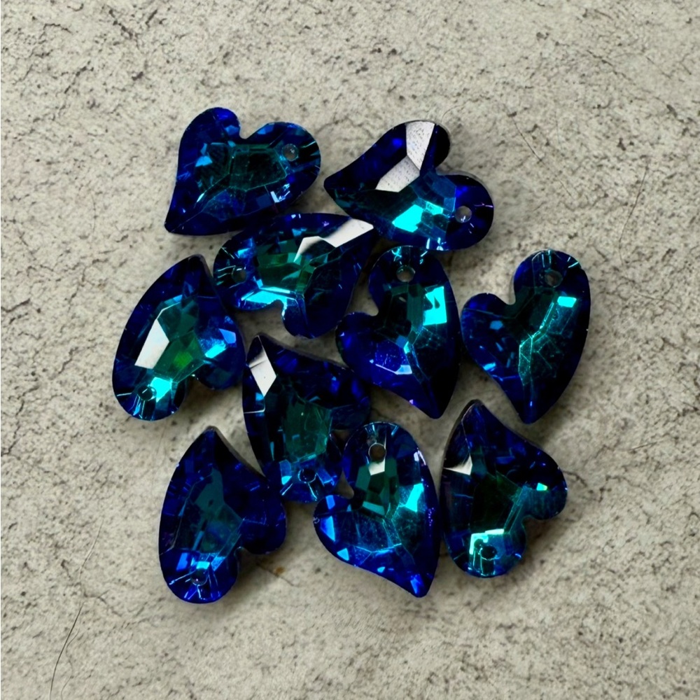 Set Of 10 Azure Blue Austrian Crystal Irregular Heart Charms (Style #5730)